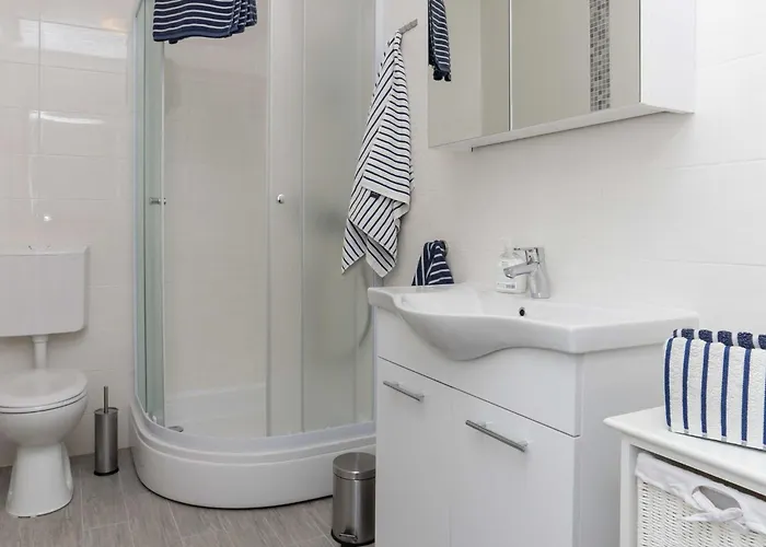 Karmen - One-bedroom Viktor