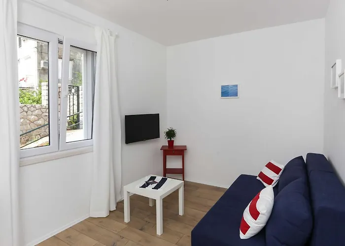 Karmen - One-bedroom Viktor Διαμέρισμα *